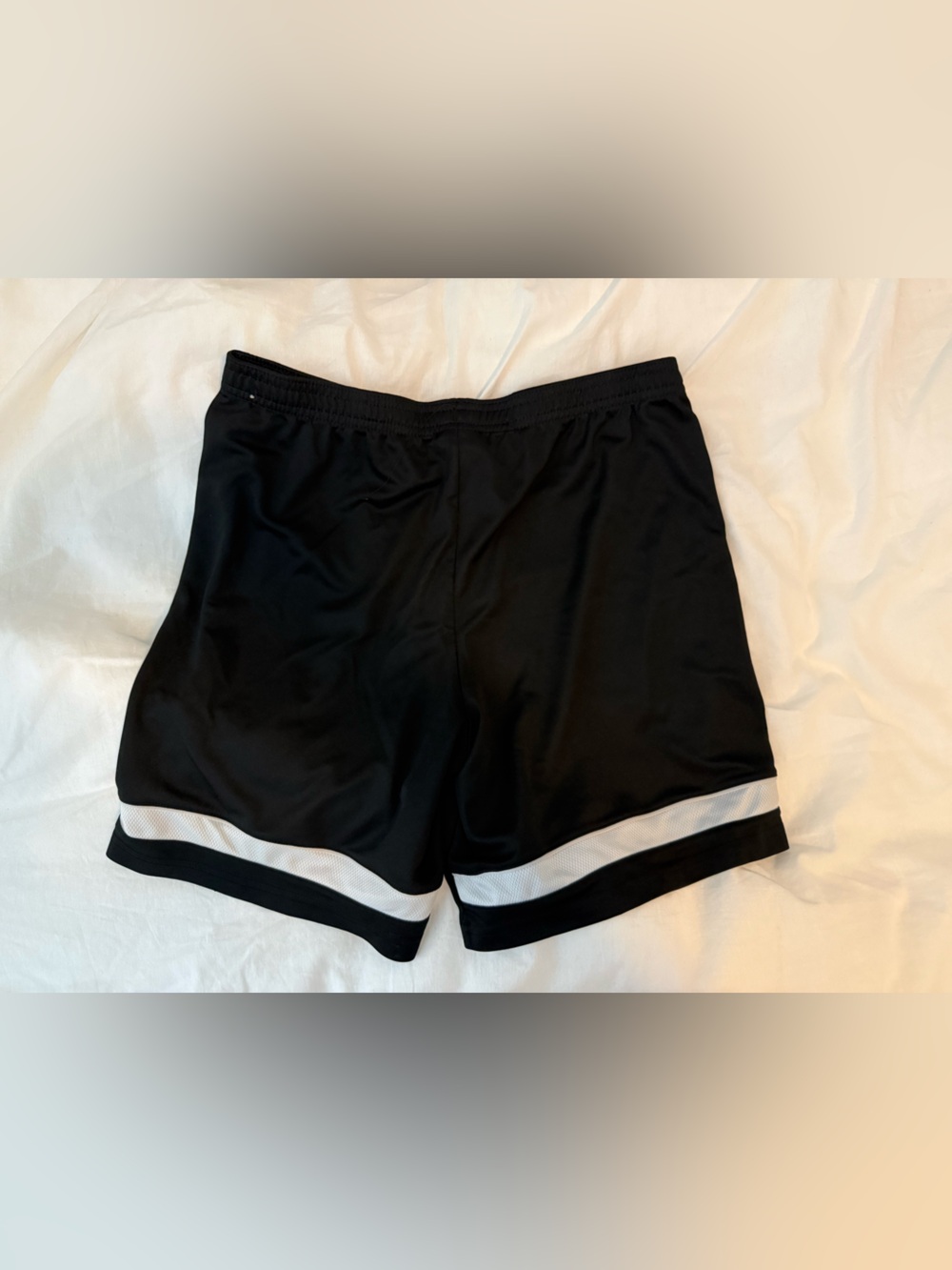 Nike Men’s Dri-Fit Shorts - Picture 3 of 3